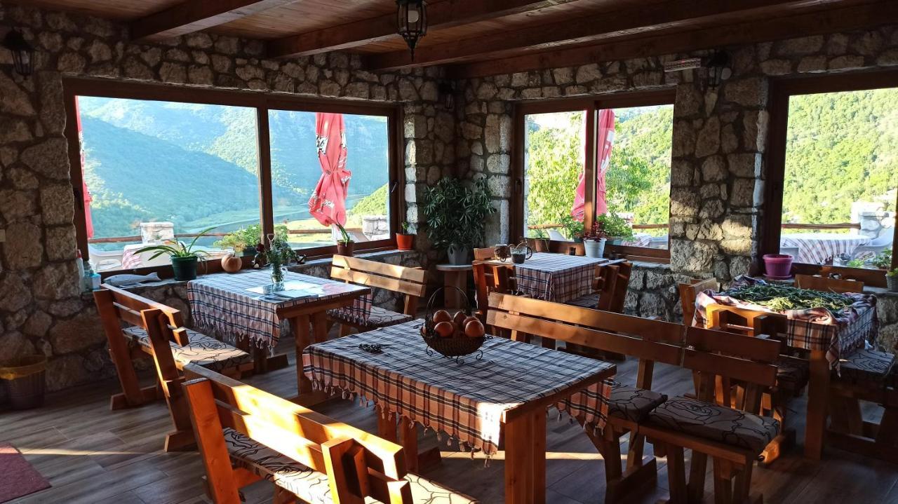 Village House - Novak Rijecani Rijeka Crnojevića 외부 사진