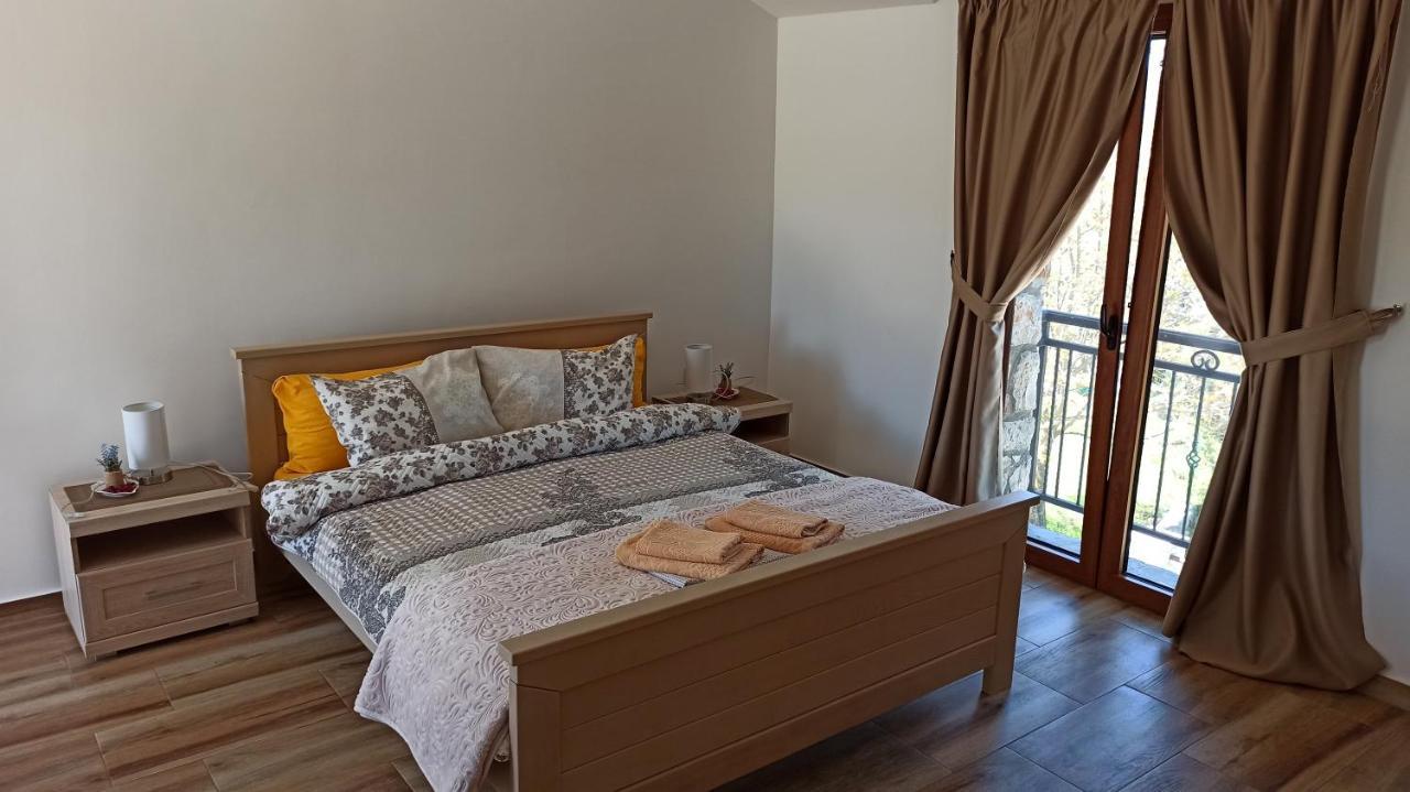 Village House - Novak Rijecani Rijeka Crnojevića 외부 사진